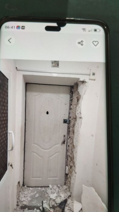 Продам железную дверь