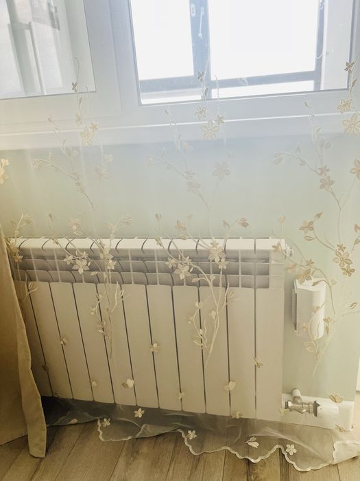 Продам комплект штор с тюлями