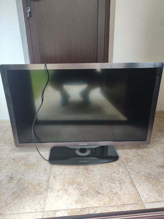 PHILIPS теливизор