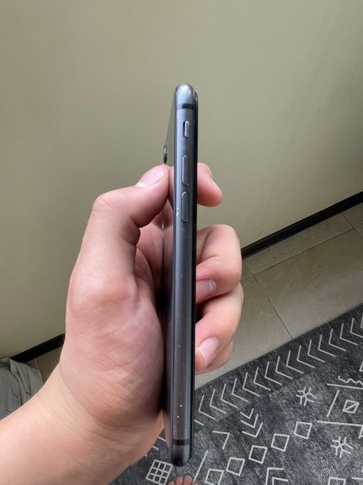 Iphone 8 64    Gb