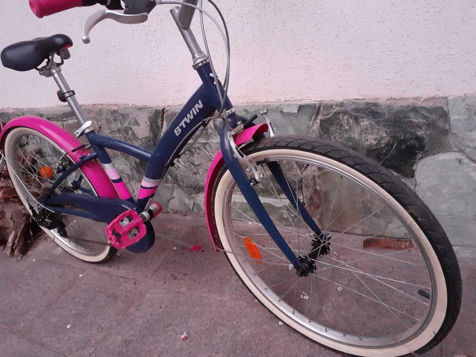 Bicicleta  copii ,  fetita
