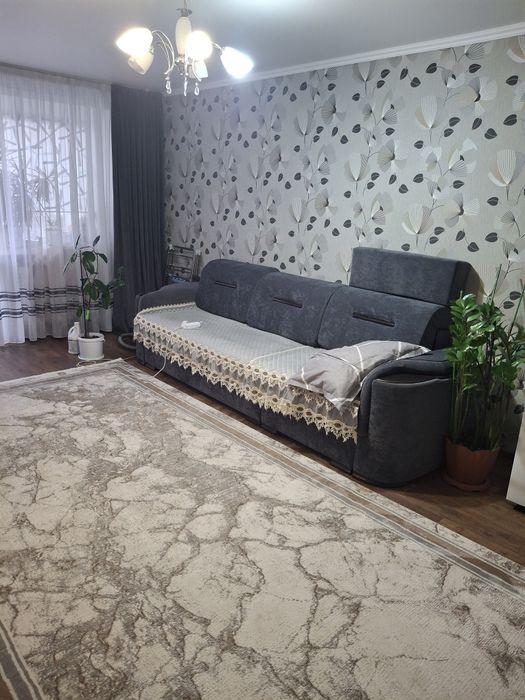 Продам 2 ух комнатную квартиру