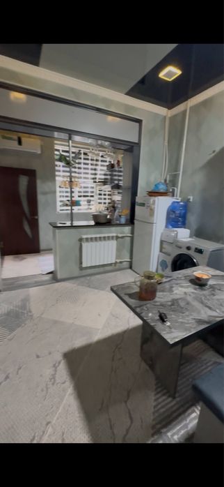 Ijaraga 2 xona 3 xona qilingan kvartera uy ózimniki makler emasman