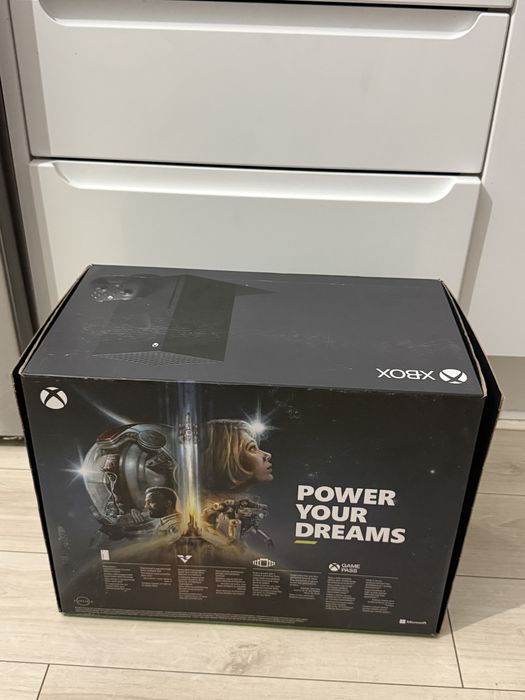 Vand/schimb xbox x garantie 2 controlere