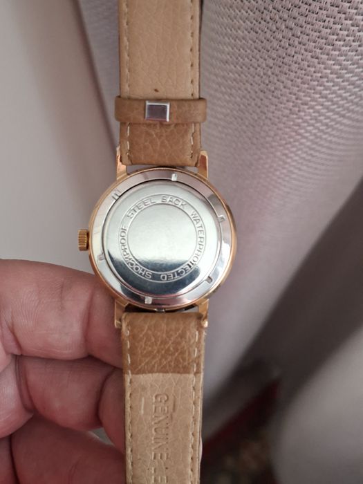 Продам позолоченные  часы СССР.