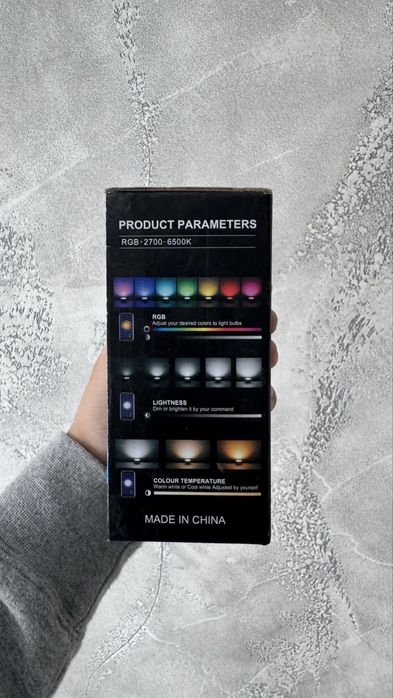 6 броя RGB LED лунички +CCT с вграден интелигентен светодиод