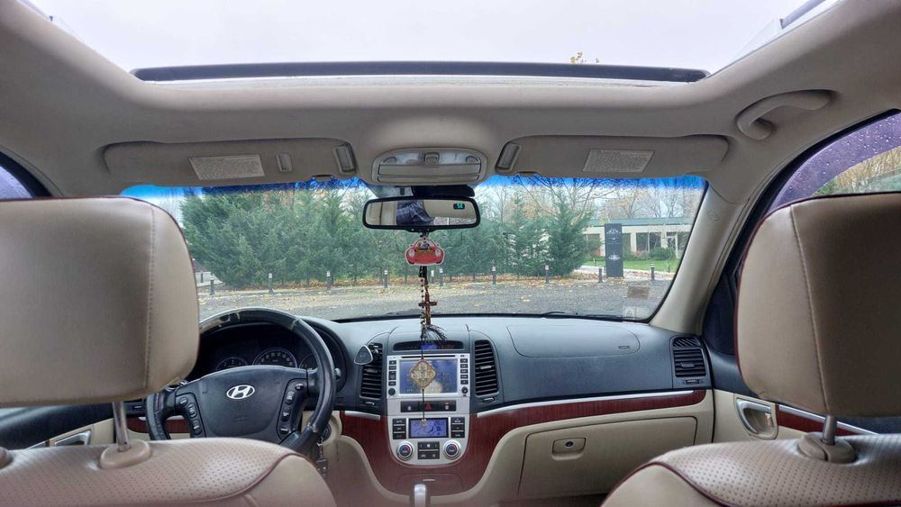 Hyundai Santa Fe alb