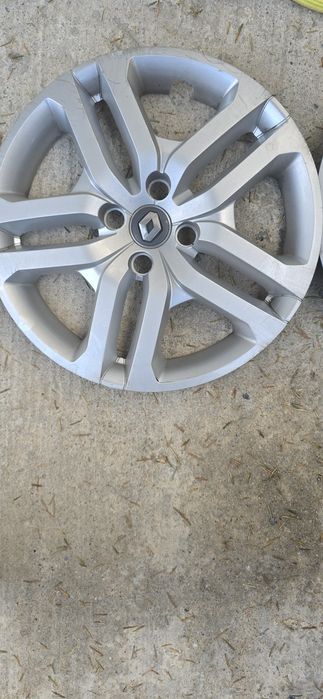 Set capace roti R16 cu gauri prezoane 4×100 dacia/renault