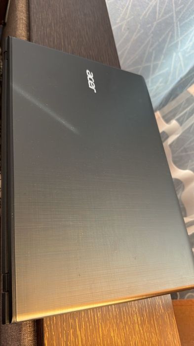 Продам ноутбук acer aspire E5 576 series
