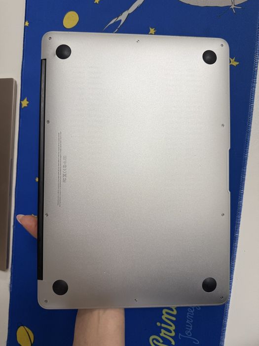 MacBook Air 13 (2013)