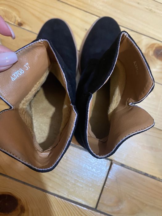 Дамски Боти ЧИСТО НОВИ!