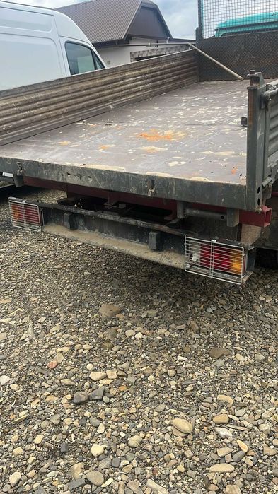 Camioneta basculabila