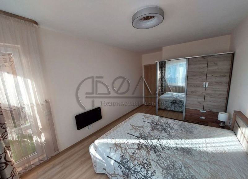 Продава се Двустаен апартамент в София, Витоша - 68 кв.м за 2809 €/кв.м - Снимка #2
