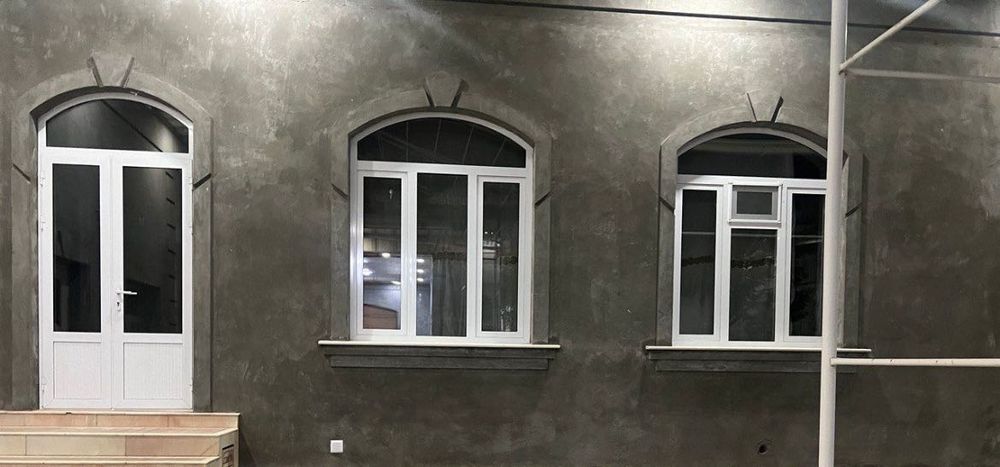 Дверь и 2-окно АКВА алюминий в супер состоянии!