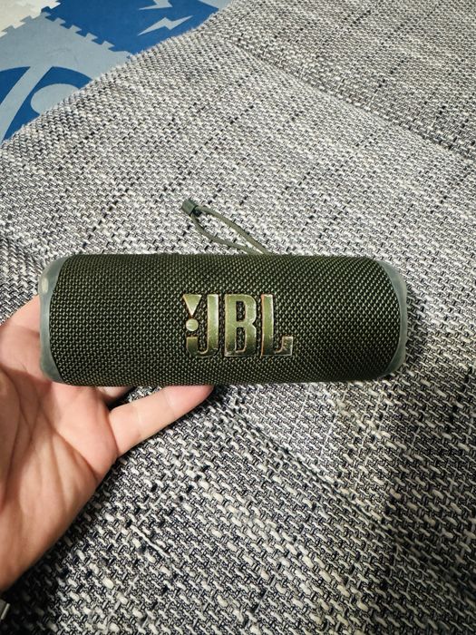 Vând boxe JBL Flip 3 /Flip 4 /Flip 6 impecabile