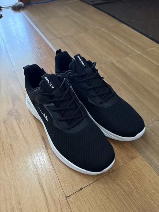 Новые кроссовки мужские