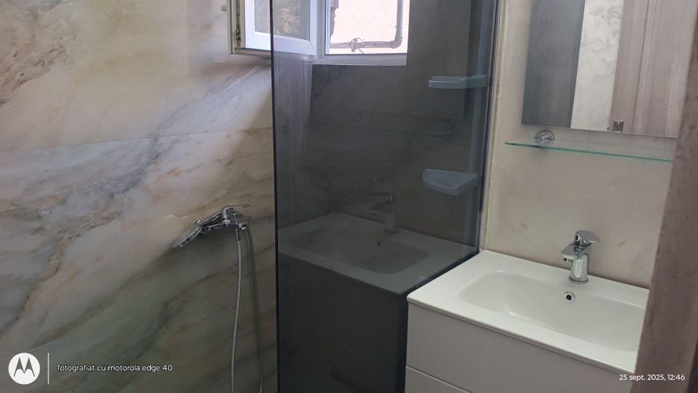 Închiriez casa zona Lidal Brătianu