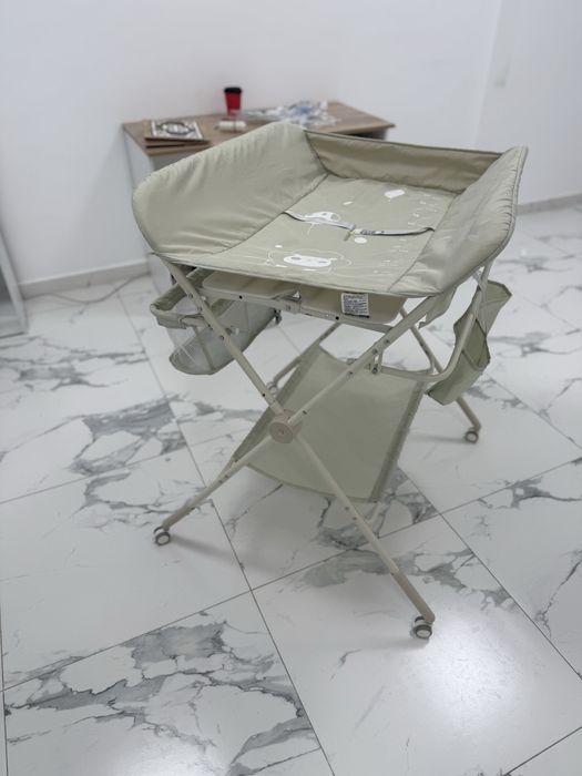 Детский пеленальный столик