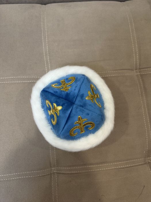 Продам шикарный костюм на мальчика