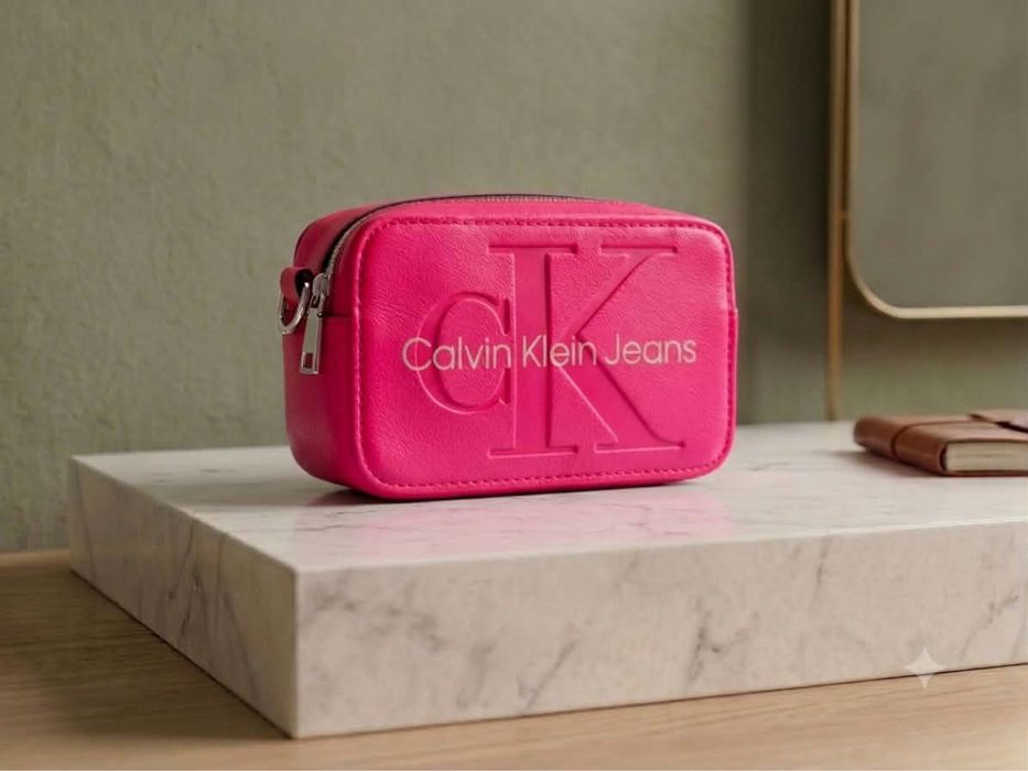 Дамски чанти Calvin Klein
