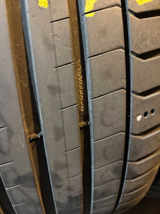 Джанти 19" с гуми Michelin 255/35 ZR19
