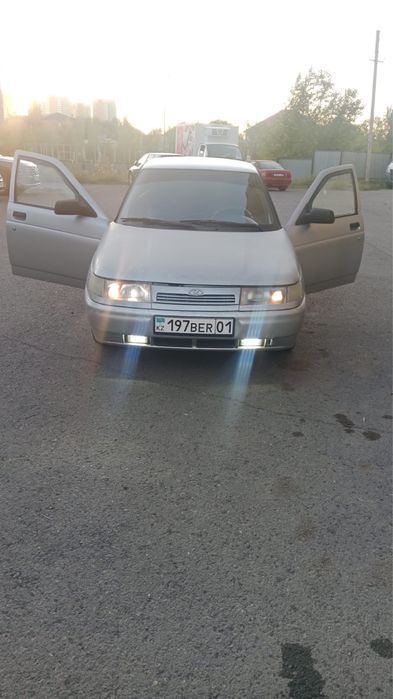 Авто Ваз 10ка 2006год
