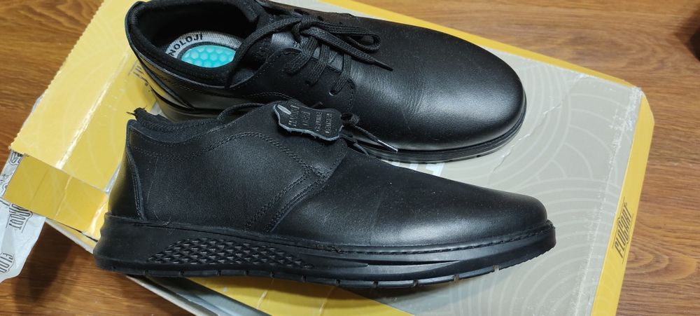 кожаные туфли  40 размер