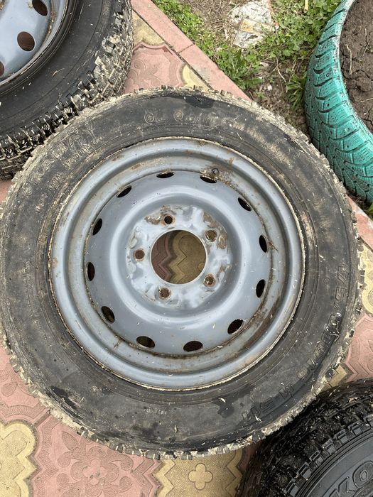 Продам Колёса на Ниву