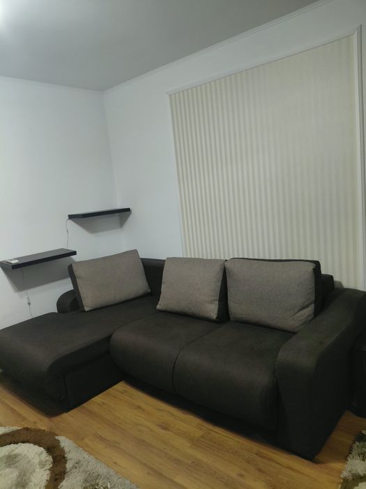 Închiriez garsoniera