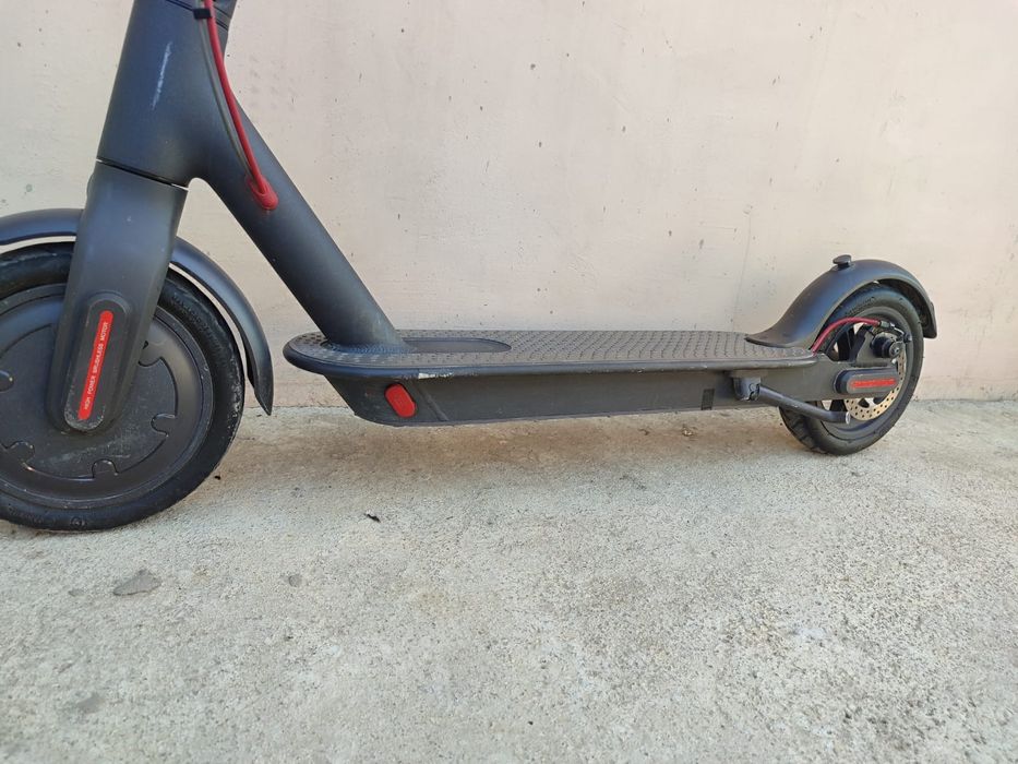 Электросамокат Xiaomi M365