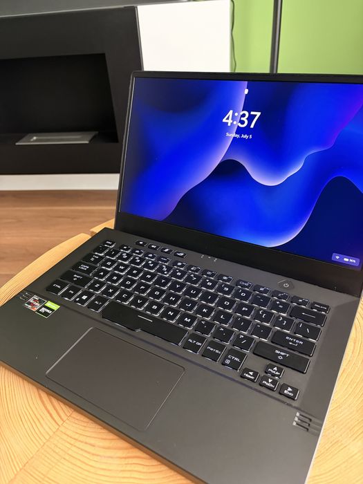 Laptop ASUS ROG Zephyrus G14