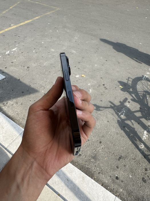 Iphone 14 pro black E-sim
