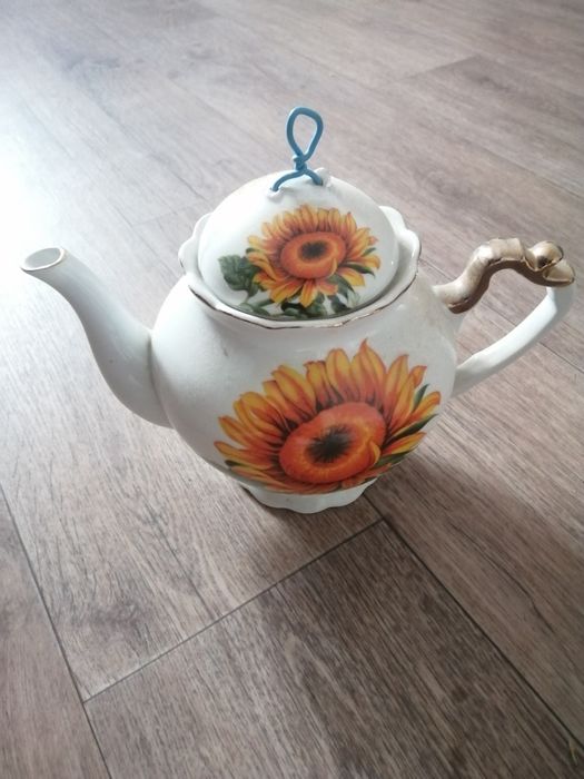 Посуда для дома, заварной чайник.