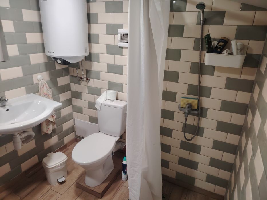 Продава се Четиристаен апартамент в Варна, Център - 100 кв.м за 1800 €/кв.м - Снимка #8