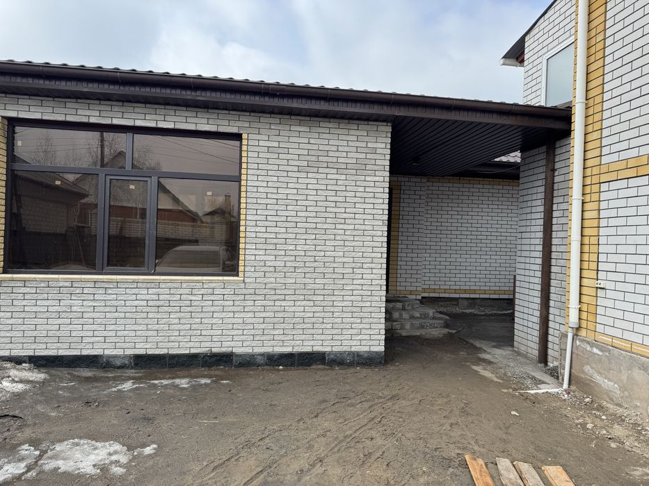 Продам 2 дома на одном участке