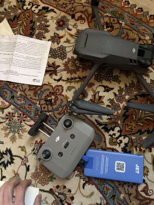 dji mavic 3 дрон