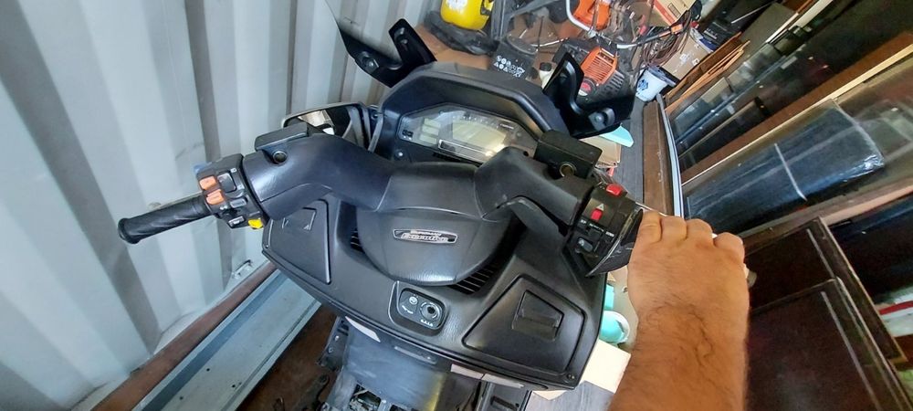 На Части- Мотор  Suzuki Burgman AN650