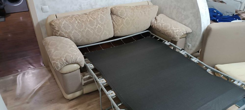 Продам диван, в хорошем состоянии