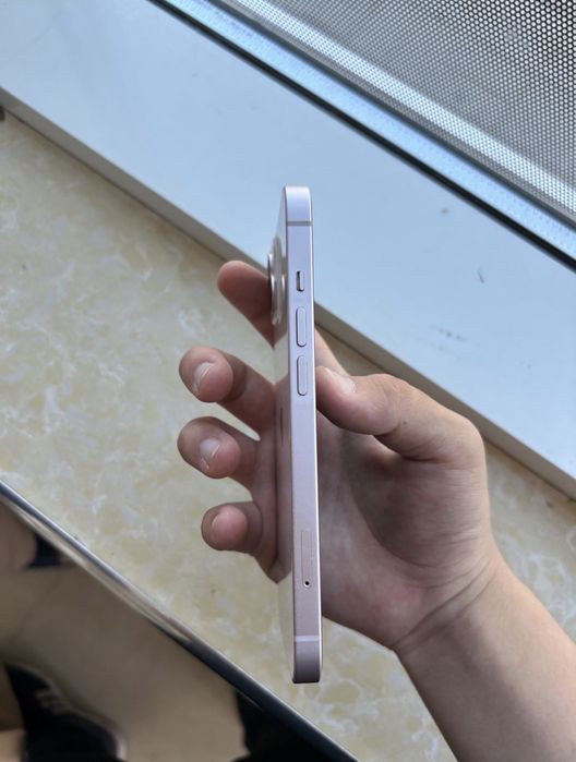 Продам айфон 13 128гб