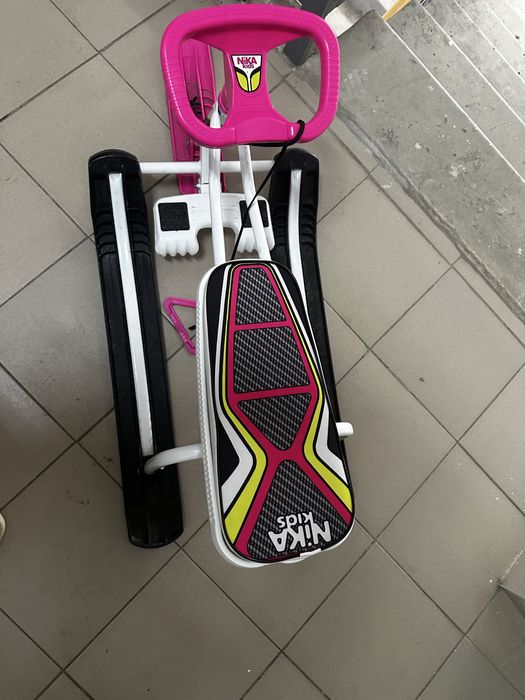 Санки в отличном состояние