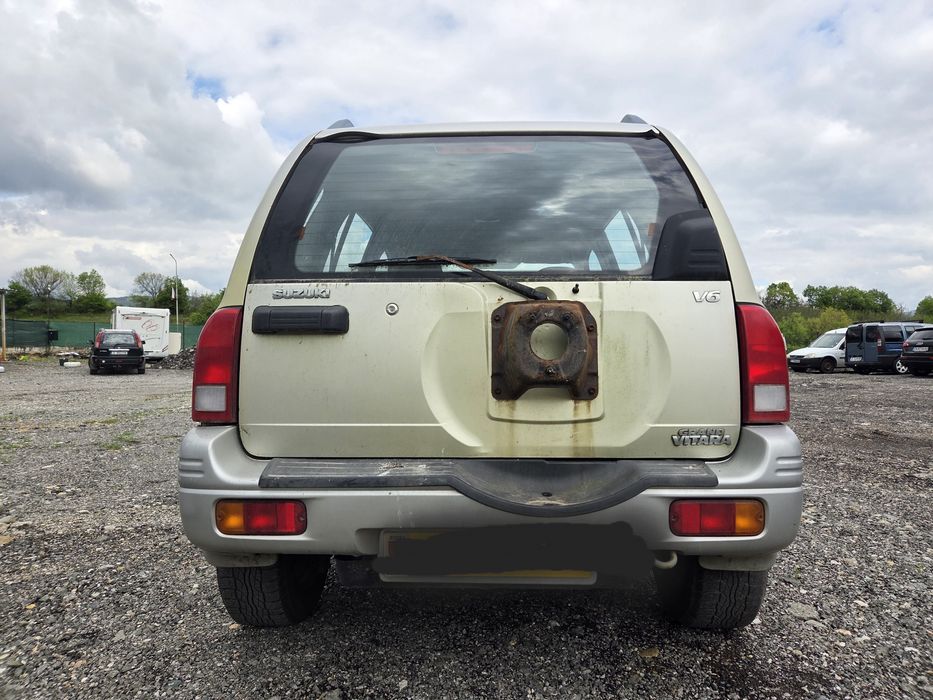 Сузуки Гранд Витара  2.5