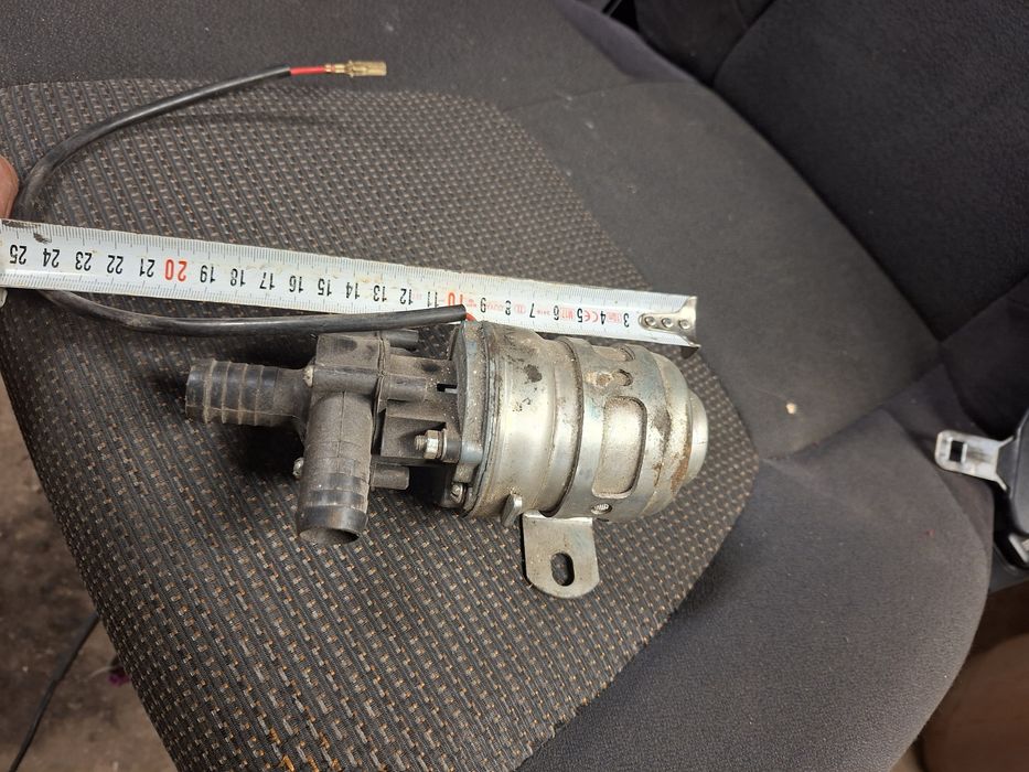 помпа 12 волта 12v