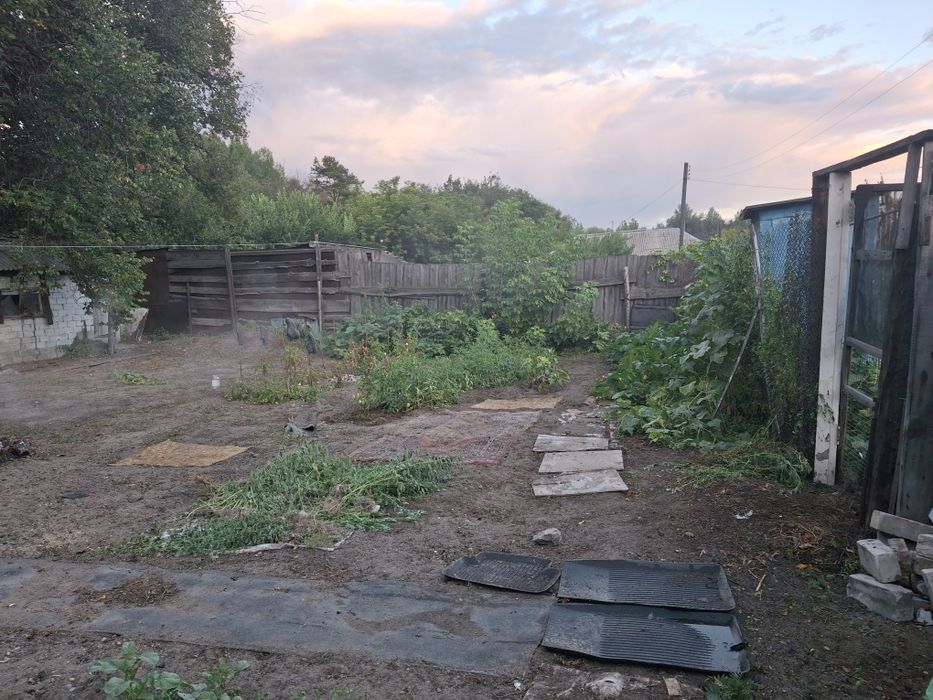 Продам кирпичный дом, 4 комнаты. Район Роща