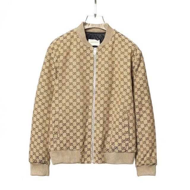 Продам кофту - бомбер (принт GUCCI)