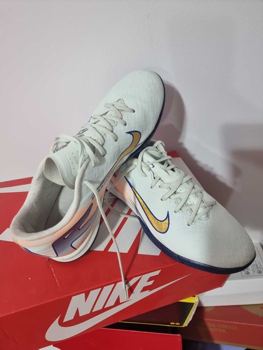 Ghete gotbal Nike Zoom Mercurial Vapor 16
