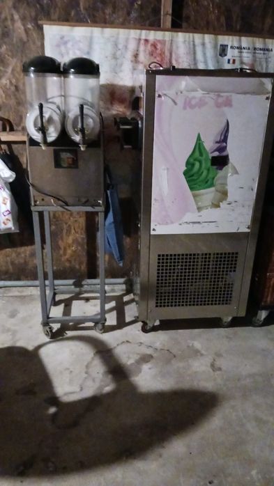 Vând aparat inghetata