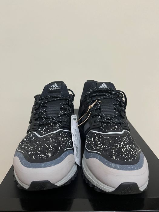Кроссовки adidas оригинал новый