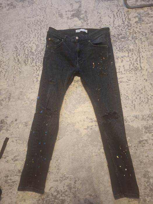 Blugi bershka noi