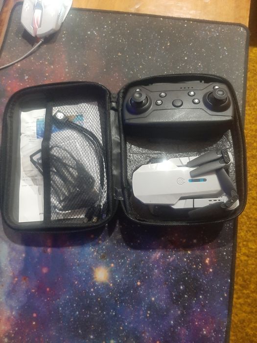 Дрон Е88 про.. новыц