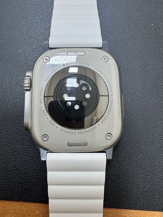 apple watch ultra 49mm